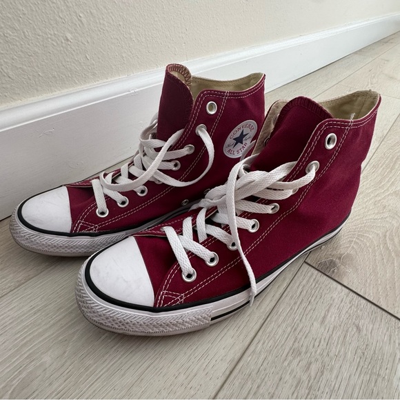 Converse Chuck Taylor All Star Maroon High-Top Sneakers - Picture 1 of 7